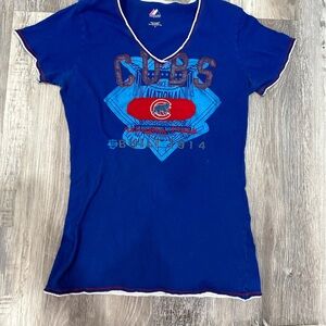 Chicago Cubs shirt size small